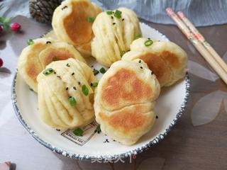 煎小米面花卷的做法步骤:12