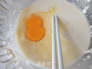 油麦菜茼蒿鸡蛋饼的做法步骤:2