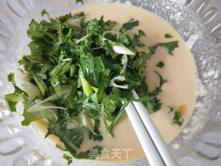 油麦菜茼蒿鸡蛋饼的做法步骤:3