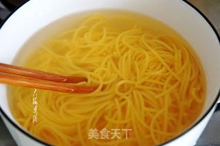 酸辣玉米面的做法步骤:4