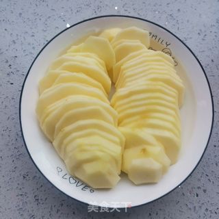 土豆饼的做法步骤:2