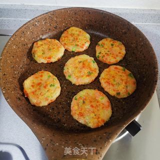 土豆饼的做法步骤:7