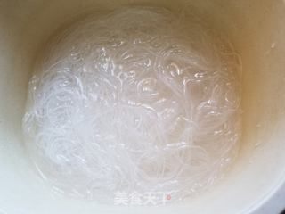 韭菜馅饼的做法步骤：1