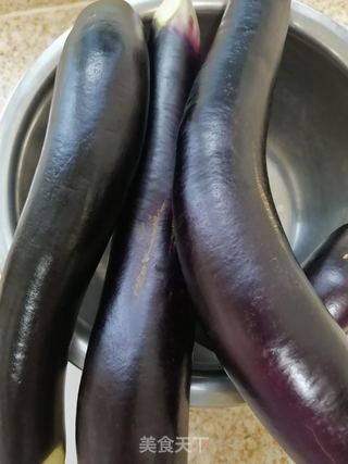 五花肉辣炒茄条的做法步骤：1