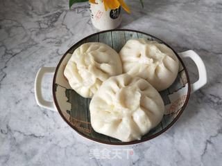 猪肉酸菜馅包子的做法步骤:7