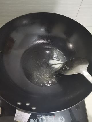 番茄鸡蛋豆腐汤的做法步骤：2