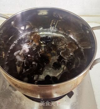 凉拌洋葱木耳的做法步骤:3