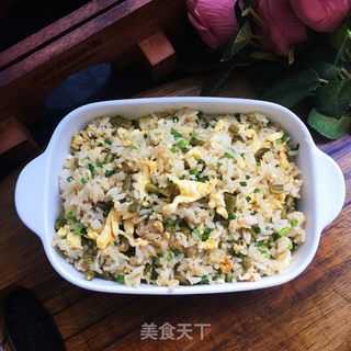 韭薹酸豆角炒饭的做法步骤：11