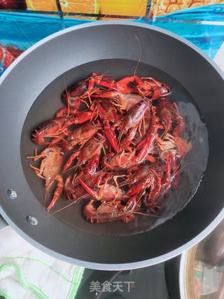麻辣小龙虾的做法步骤:4