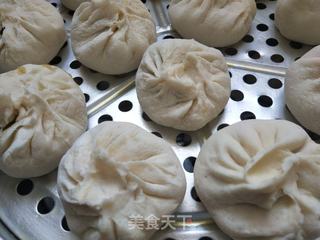 青椒芹菜猪肉包子的做法步骤:7