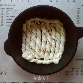 夏天最爱的生煎肉松花卷(一次发酵)的做法步骤:12