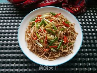 蒜泥香葱拌豆腐丝的做法步骤:14