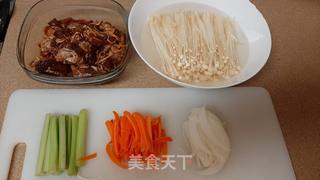 蜜汁烤鸡翅的做法步骤:7