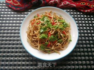 小米椒香菜拌豆腐丝的做法步骤：10