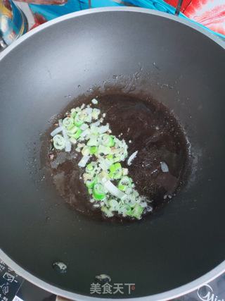 土豆牛肉炸酱拌面的做法步骤:3