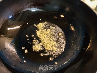 火麻仁素炒南瓜丝的做法步骤：2