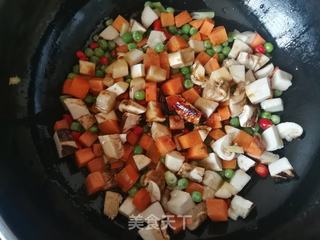 松茸焖饭的做法步骤:9