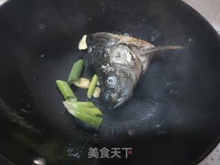 鱼头豆腐汤的做法步骤:7