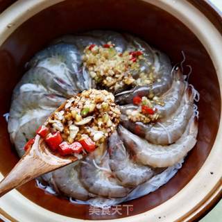 蒜蓉粉丝大虾煲的做法步骤:15