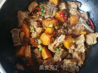 南瓜炖排骨的做法步骤:13