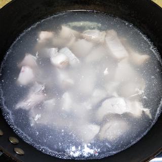 茶树菇红烧肉的做法步骤:7