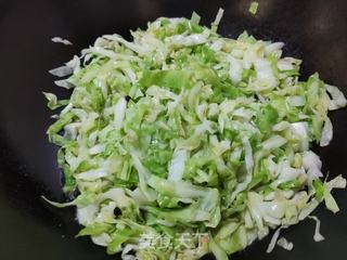 清炒圆白菜的做法步骤:7