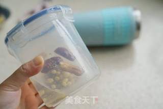 麦仁红枣豆浆的做法步骤:3