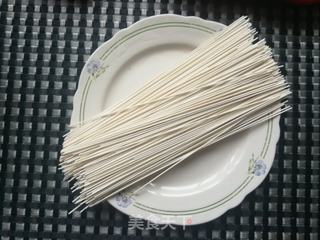生菜松茸鸡汤面的做法步骤:3