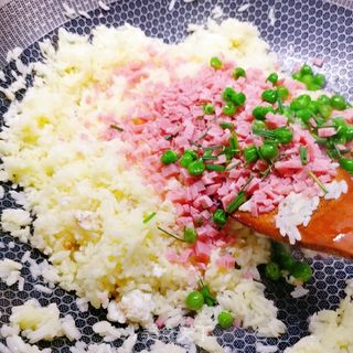 辣菜梗炒饭的做法步骤:7