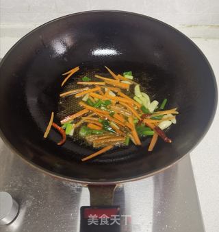韭苔炒豆干的做法步骤:4