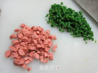 火腿肠豇豆煎饼的做法步骤：2