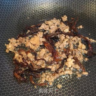 肉末鸡枞菌烧西兰花的做法步骤：4