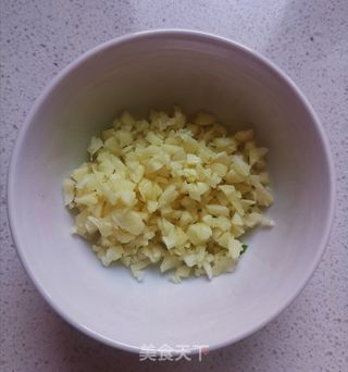 蒜蓉粉丝蒸金针菇的做法步骤:3