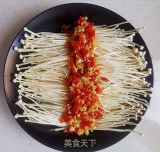 蒜蓉粉丝蒸金针菇的做法步骤:9