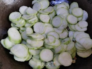 海米烧丝瓜的做法步骤:4