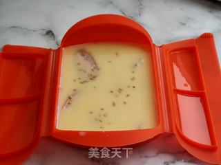 美式香肠蒸蛋的做法步骤:4