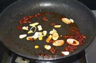 经典回锅肉的做法步骤:7