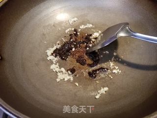 海鲜菇炒苦瓜的做法步骤:5