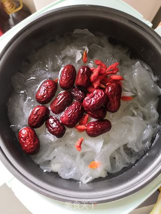 冰镇银耳汤的做法步骤:5