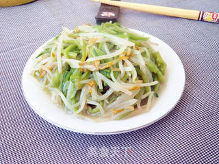 菠菜茎炒豆芽菜的做法步骤:9