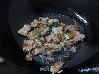 五花肉炒雪里蕻的做法步骤：8