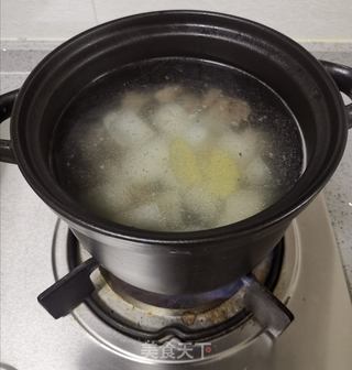 牛腩萝卜汤的做法步骤:7