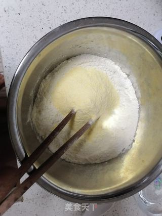 豆沙玉米烧饼的做法步骤：1