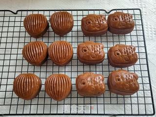 黑糖五仁月饼(内含豪华五仁馅的做法)的做法步骤:22