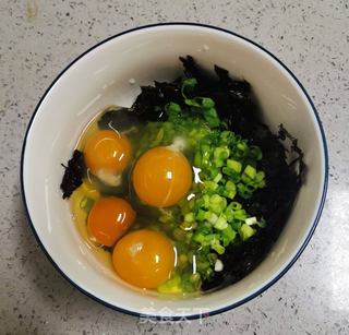 紫菜鸡蛋饼的做法步骤:4
