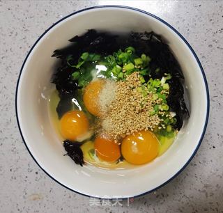 紫菜鸡蛋饼的做法步骤:5