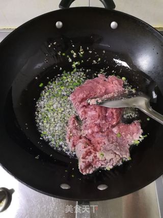 梅菜肉包子的做法步骤:10