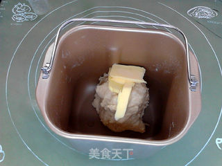 牛肉热狗肠面包船的做法步骤:3