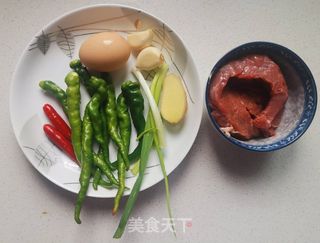 杭椒牛柳的做法步骤：1