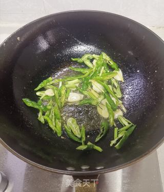 杭椒牛柳的做法步骤：8
